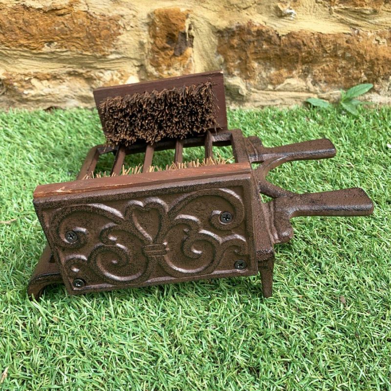 Cast Iron Boot Scraper & Jack 3kg | Darthome Garden Accessories Garden Darthome