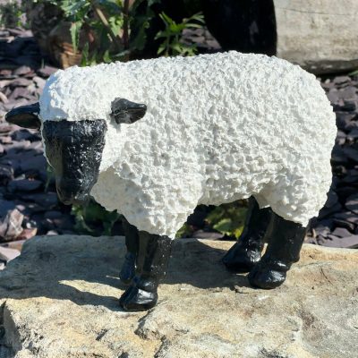 Garden Grazing Sheep Ornament A | Darthome Garden Decor Garden Black