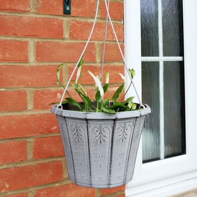 Kallos Hanging Basket Planter | Darthome Garden Decor Garden Darthome