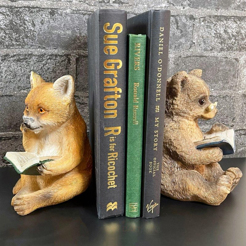 Resin Reading Fox & Bear Animal Bookends | Darthome Ornaments Bookends Darthome