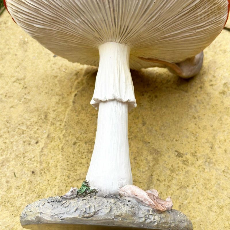 Standing Toadstool Bird Feeder | Darthome Wildlife Bird Feeders Brown