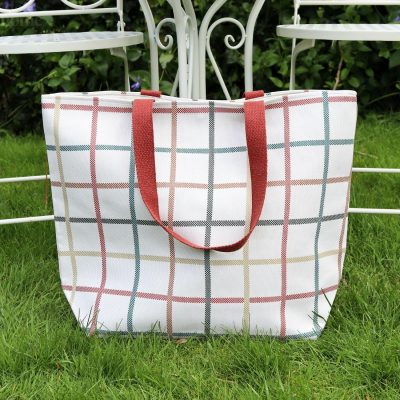 White And Red Tartan Canvas Beach Bag | Darthome Garden Accessories Garden Darthome