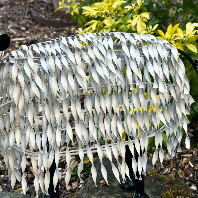 White Metal Garden Sheep Statue Large | Darthome Garden Decor Garden Black